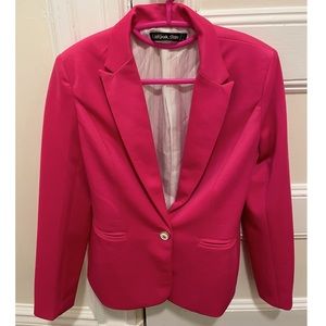 Popping Pink Blazer!! Size 4 in great condition!!